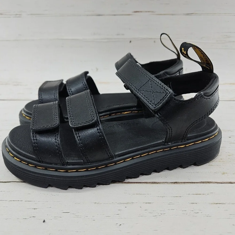 Dr Martens Klaire J Youth Junior Girls 5‎ Leather Black Strappy Sandals Adjust